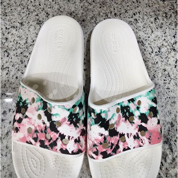 Crocs women's floral‎ slides sandals flip flops size 9 - Picture 3 of 5
